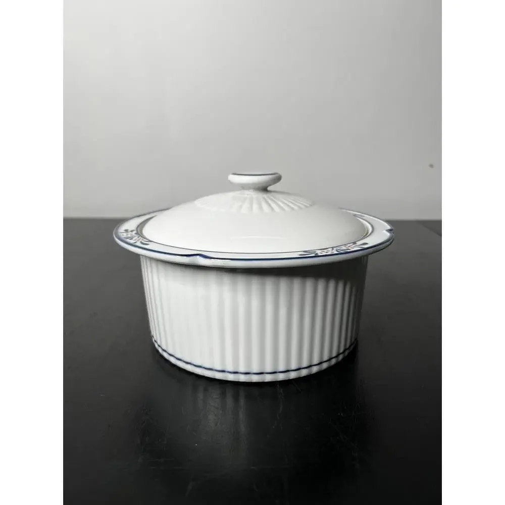 Dansk Maribo Pattern 7” Lidded Casserole Dish in‎ White w/ Blue & Pink